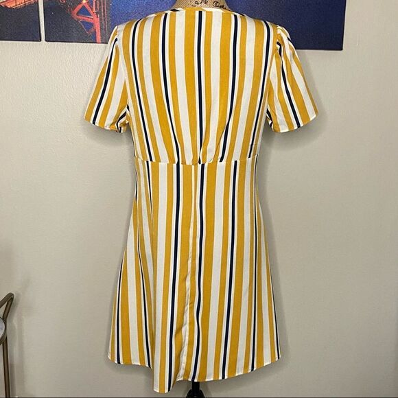 COTTON ON Striped V-neck A-line Dress Medium - Picture 5 of 9